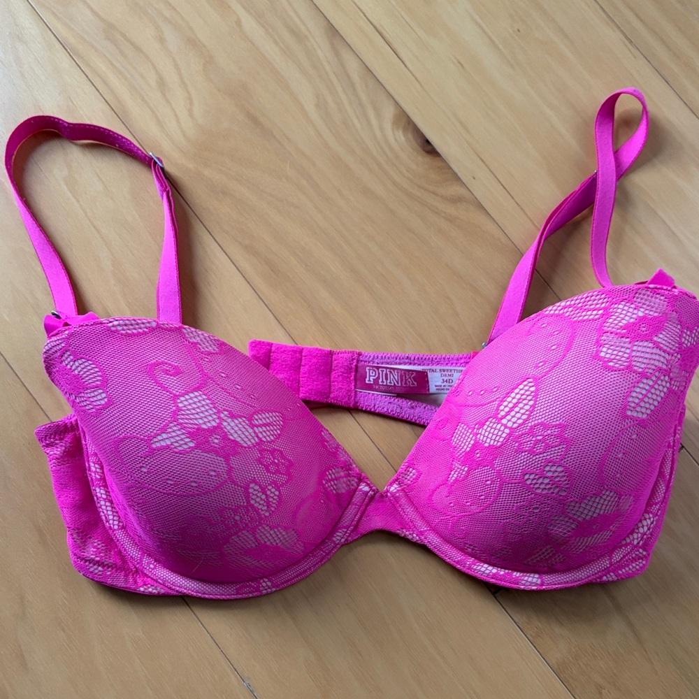 VS Pink Lace Total Sweetheart Demi Bra 34D